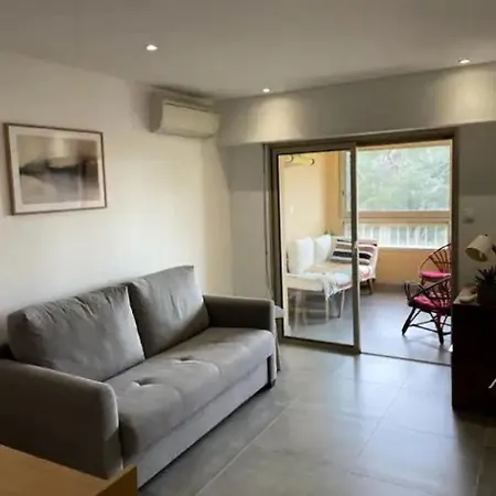 Alisier - T3 Avec Petite Vue Dans Le Domaine De La Coudouliere Mae-8301 锡富尔勒普拉日