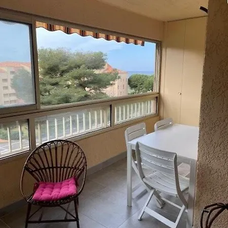 Alisier - T3 Avec Petite Vue Dans Le Domaine De La Coudouliere Mae-8301